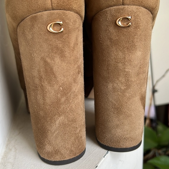 Coach Iona Suede Booties NWOB - Picture 3 of 6